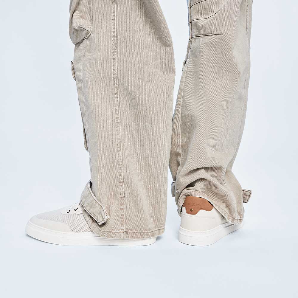 Mcenroe Men's Bone Sneakers